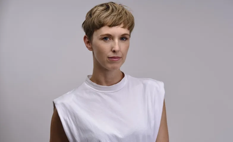 Sonja Pikart (DE/AT) - Stark