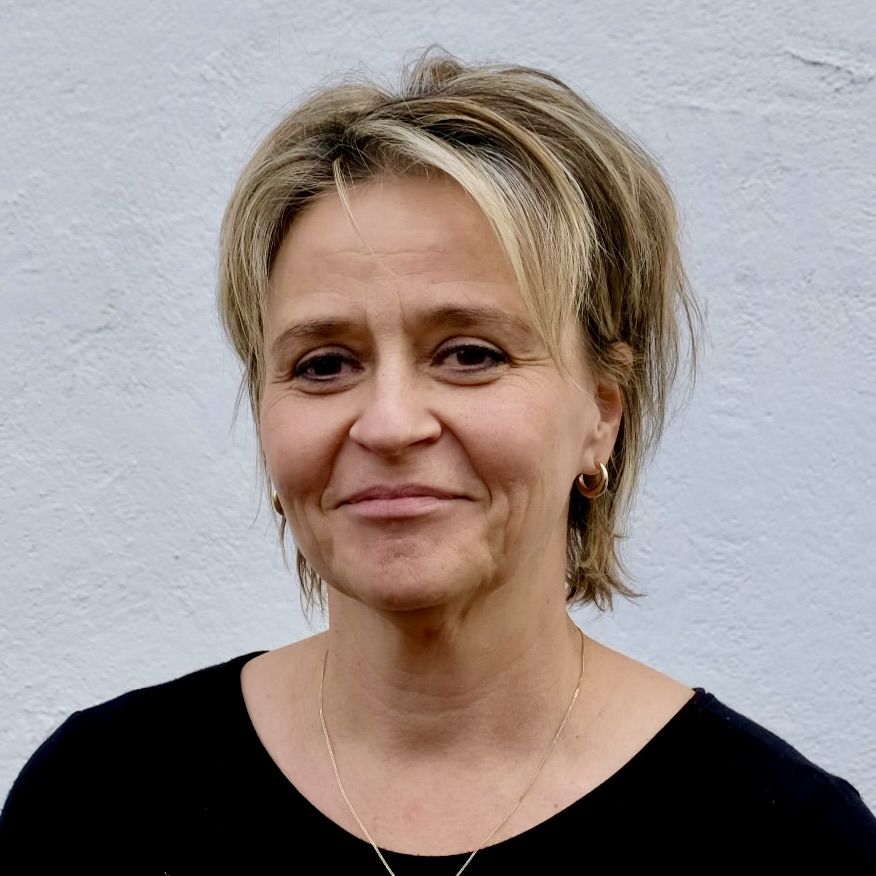 Schauspielerin, Stiftungsrätin, Komikerin, Inhaberin kultagentur